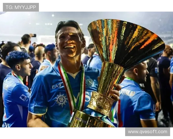 那不勒斯总监赞孔蒂与球员表现堪称奇迹 称麦克托米奈非常优秀